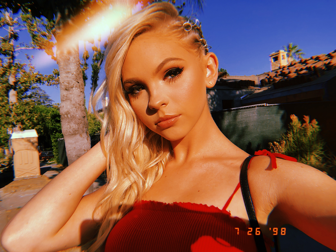 Picture of Jordyn Jones