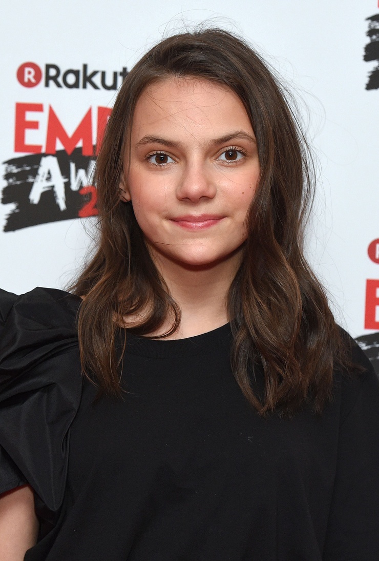 Next photo of Dafne Keen