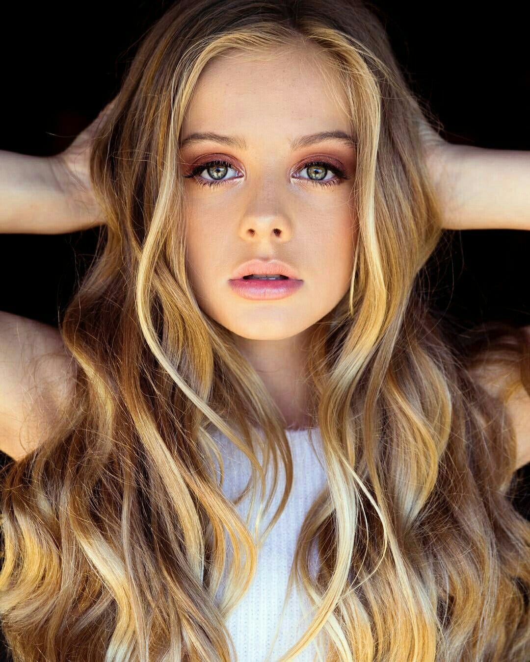 India Woollard image