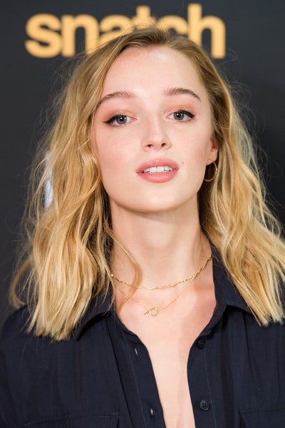 Phoebe Dynevor 1380