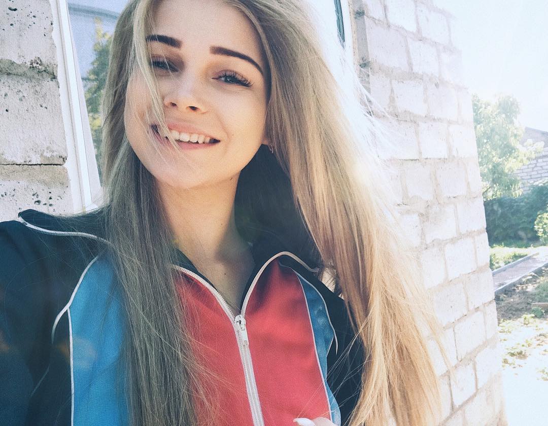 yulya Picture of Yulya Kononenko