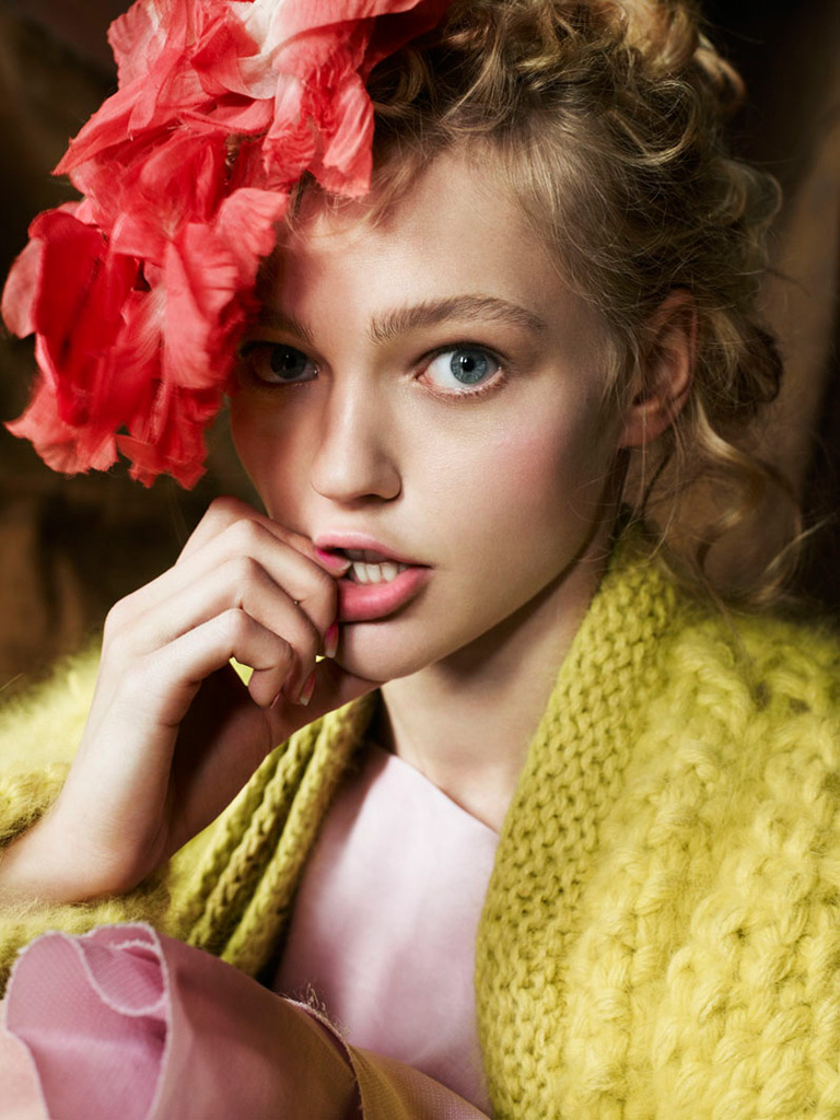 Sasha Pivovarova Sasha Pivovarova
