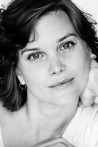 лиз уайт актриса. лиз уайт. лиз уайт женщина в черном. лиз уайт фото. лиз уайт актриса.