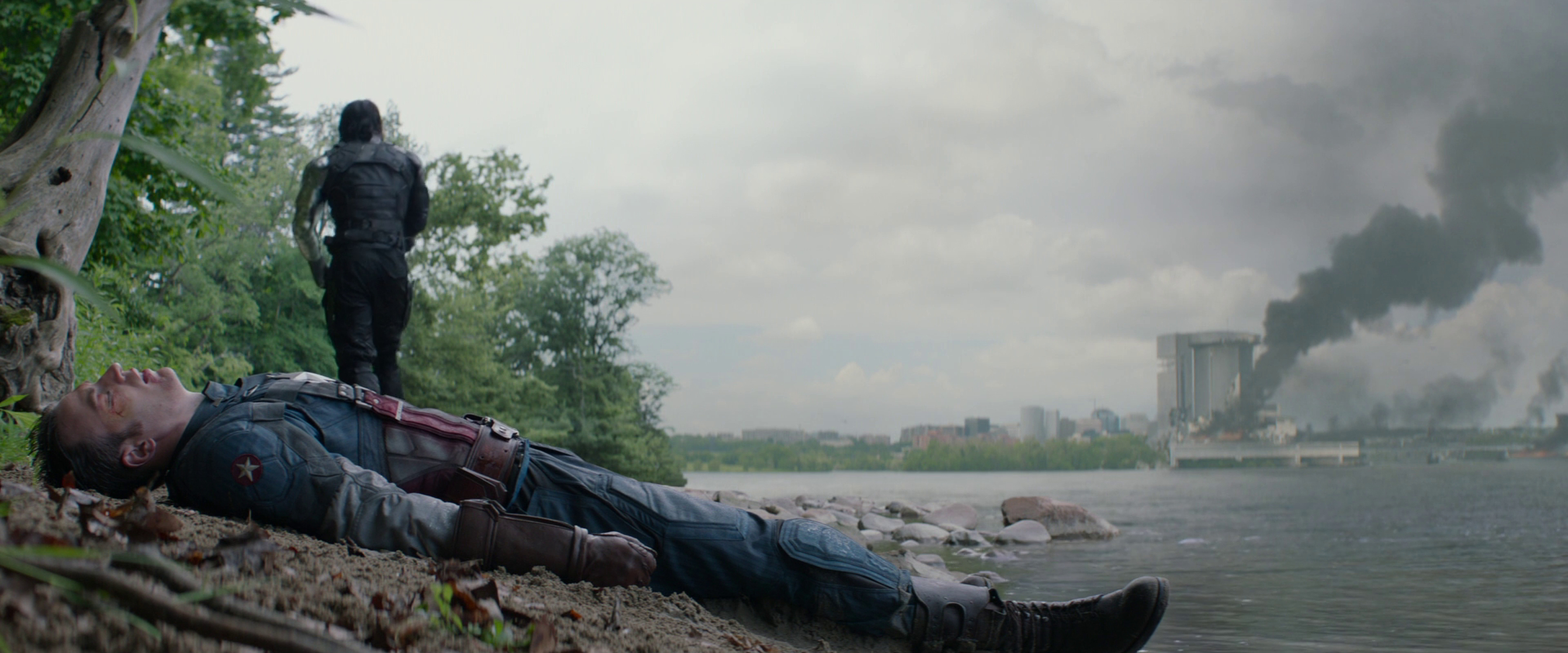 Steve Rogers / Captain America (Chris Evans)