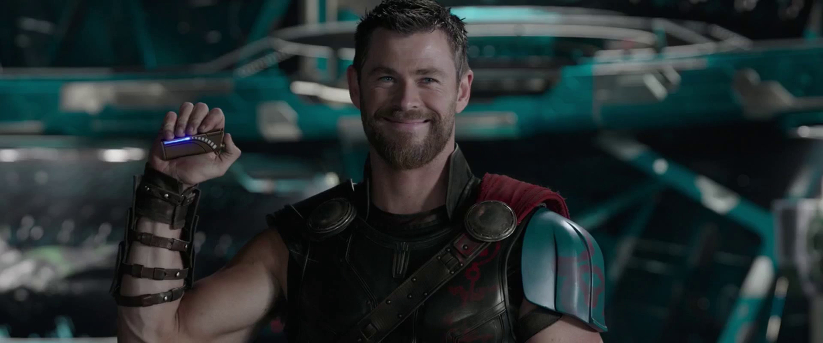 Thor (Chris Hemsworth)