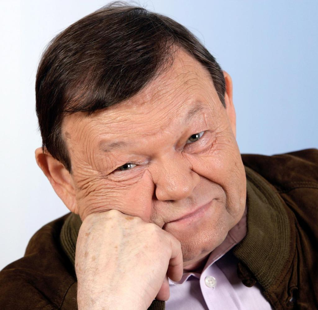 Ernst-Georg Schwill