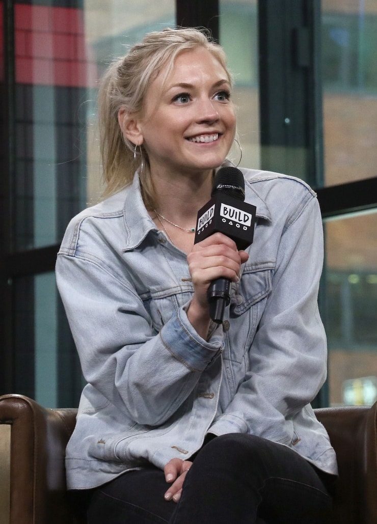 Emily Kinney Fakes