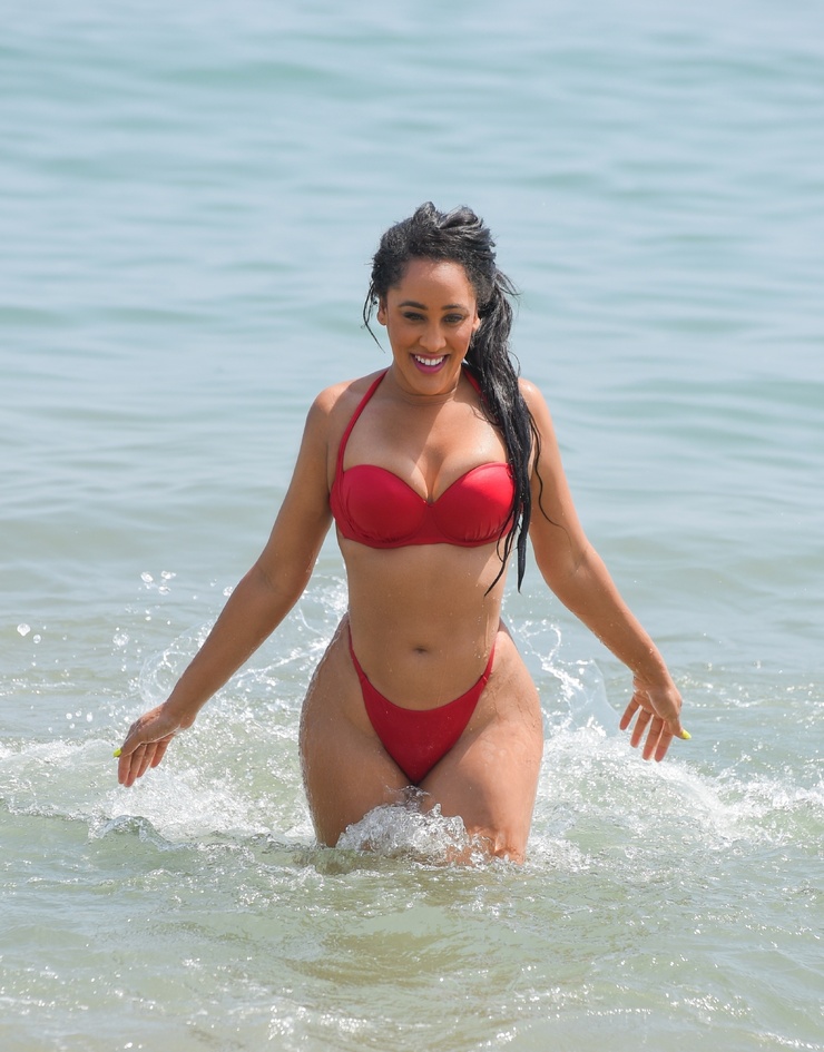 Natalie Nunn image