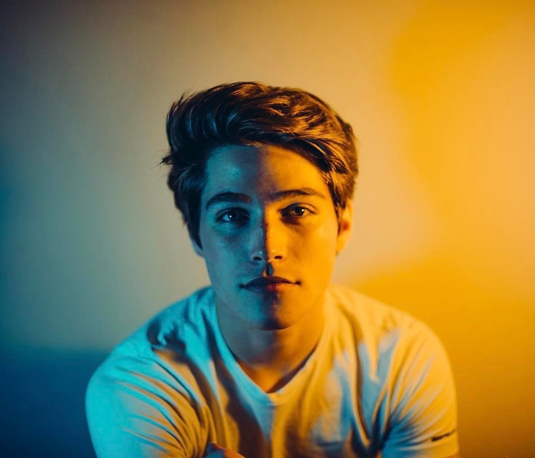 Froy Gutierrez