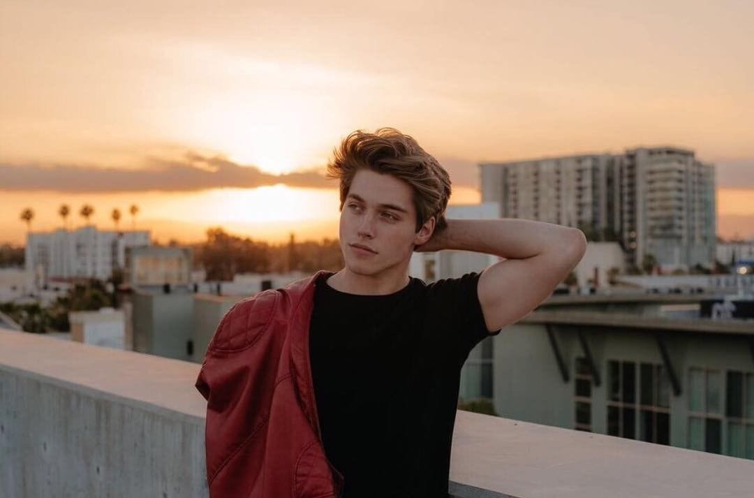 Froy Gutierrez