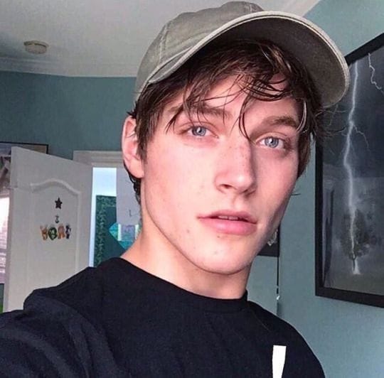 Picture of Froy Gutierrez