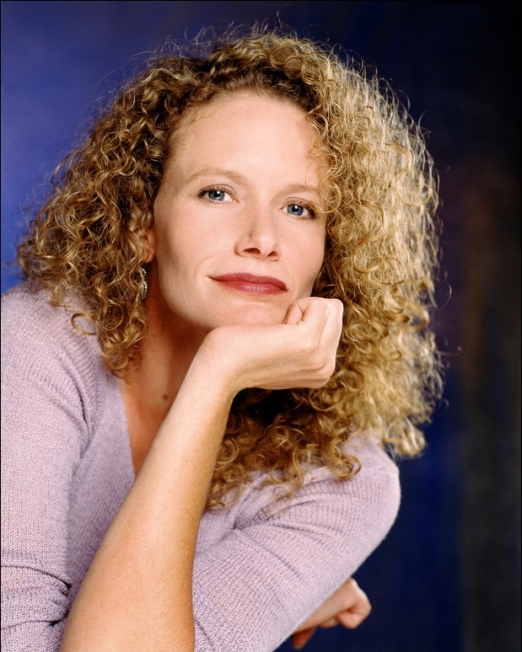 Ashley Crow picture