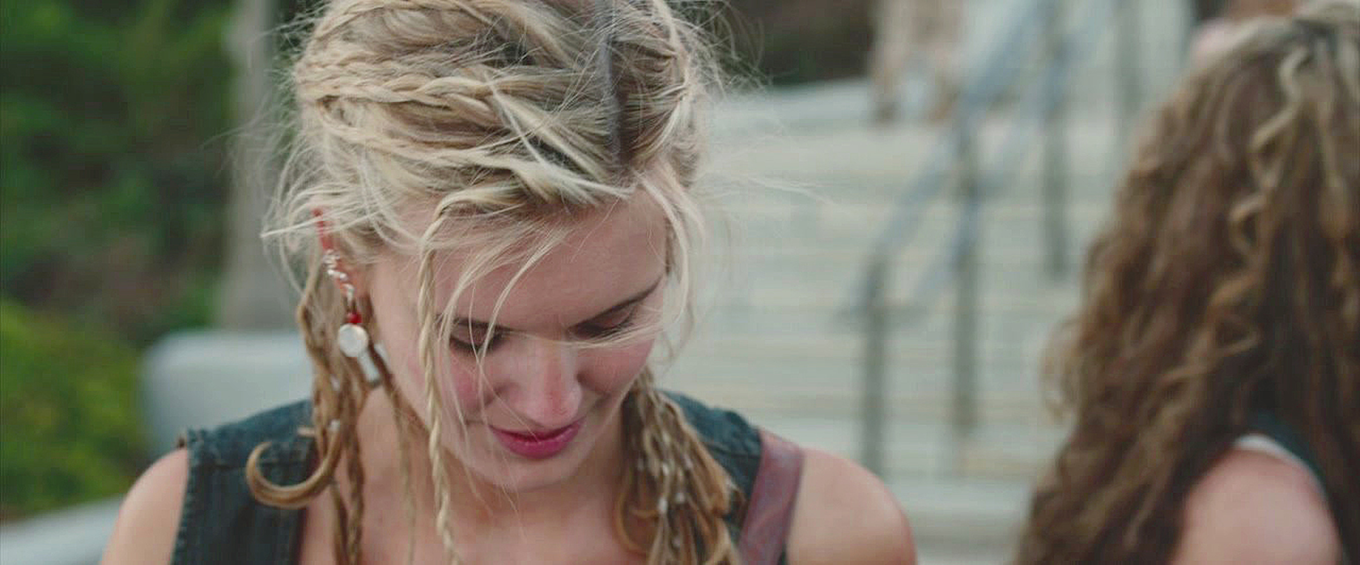 Maggie Grace