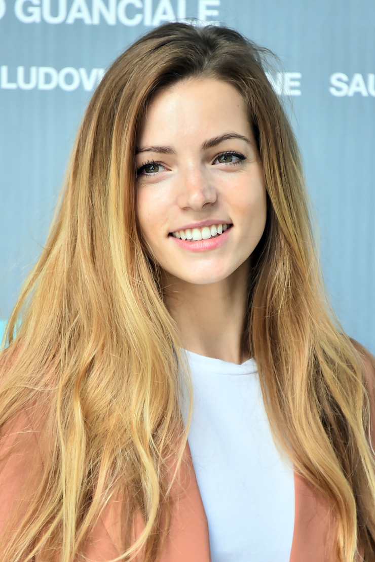 Picture of Aurora Ruffino