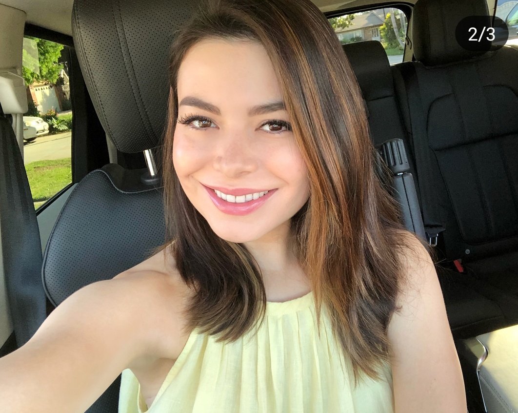 Miranda Cosgrove picture