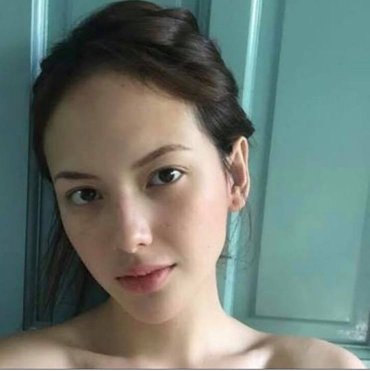 Ellen Adarna