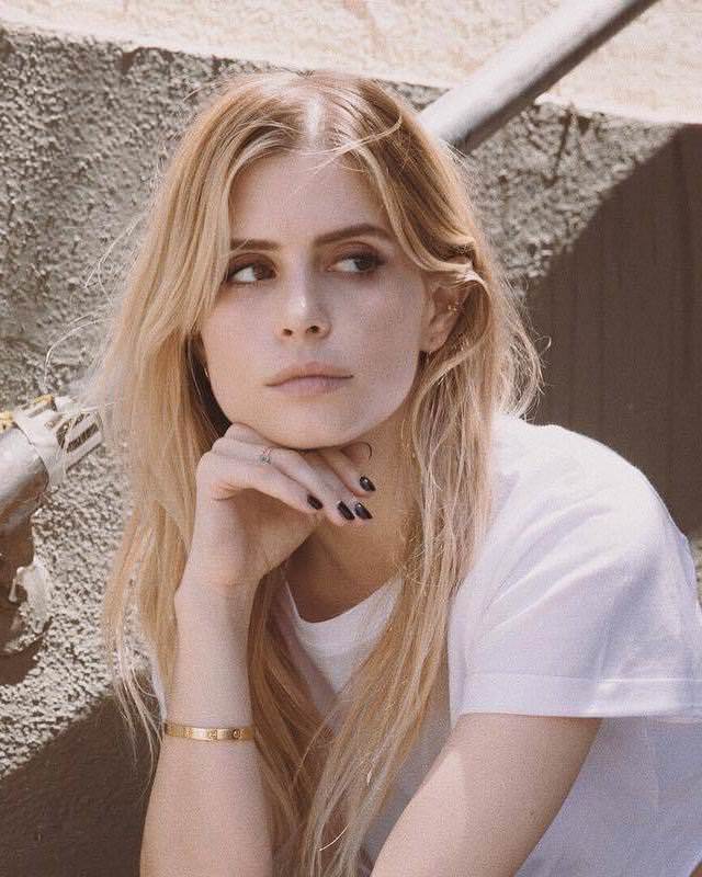 Picture of Carlson Young