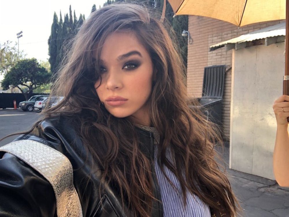 Hailee Steinfeld Hailee Steinfeld