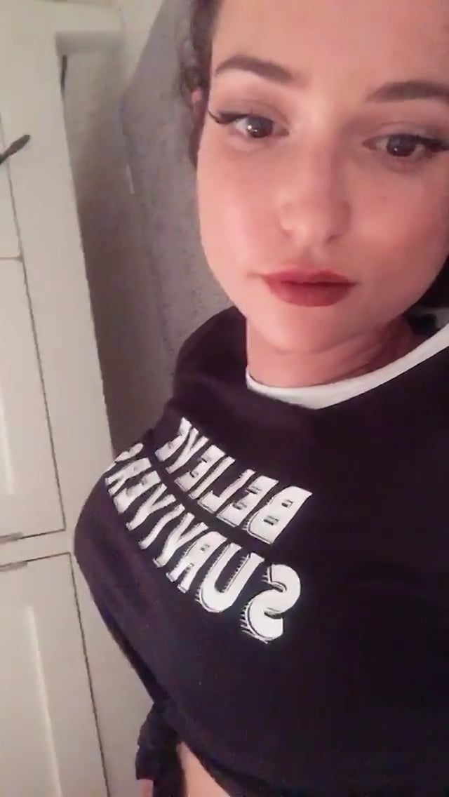 Picture Of Milana Vayntrub