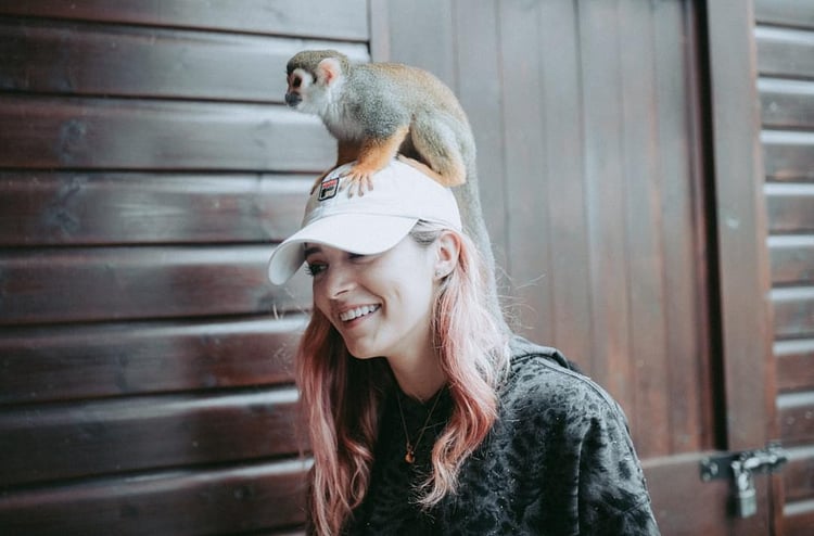Chrissy Costanza