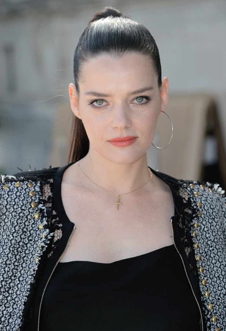 Picture Of Roxane Mesquida