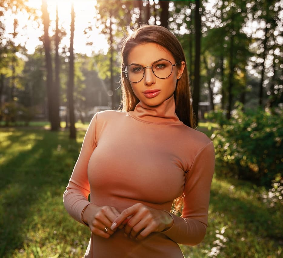 Daria Shy Daria Shy