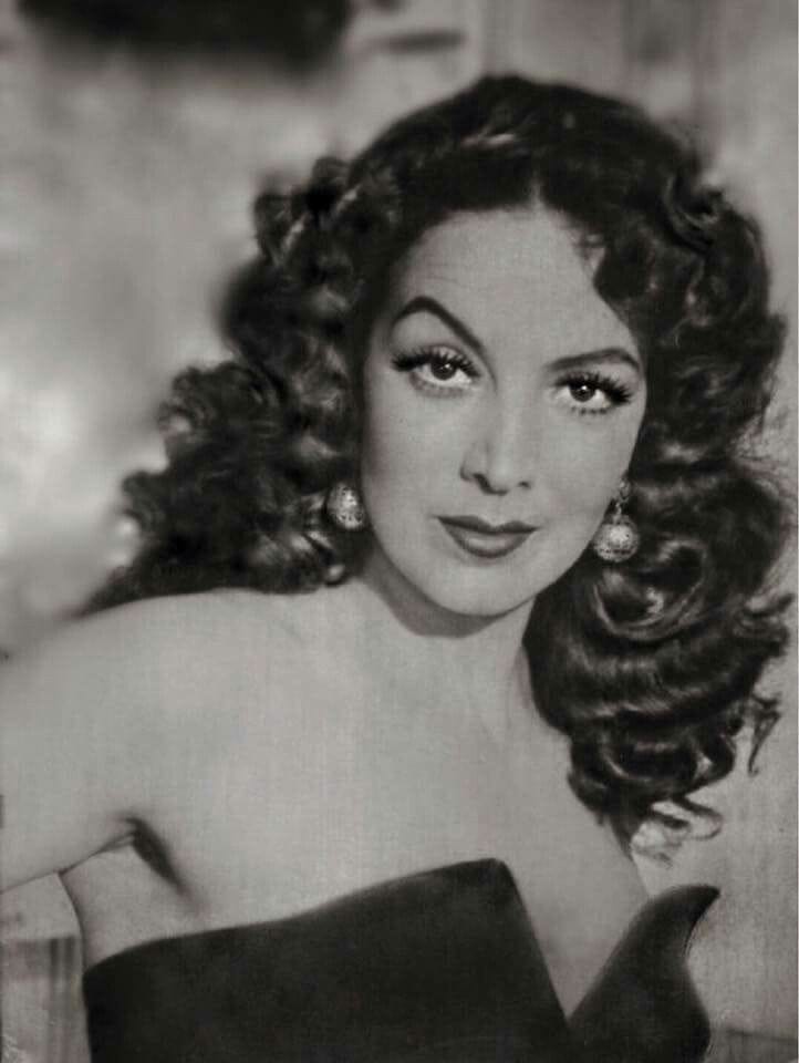 Picture of María Félix.