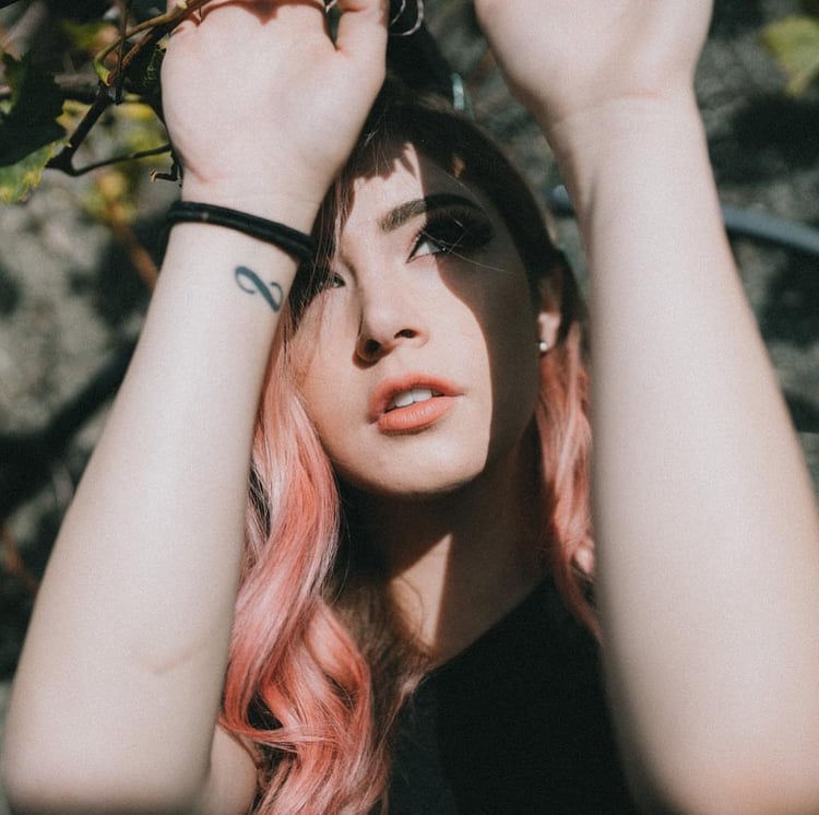 Chrissy Costanza