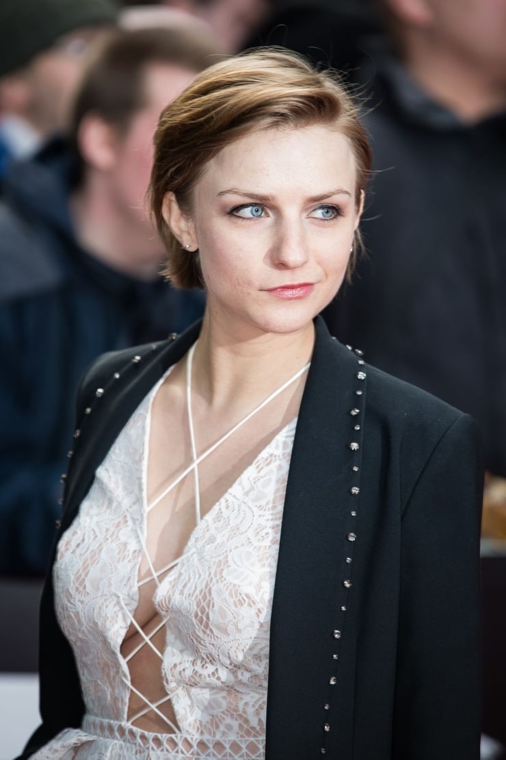 Sexy faye marsay Who is
