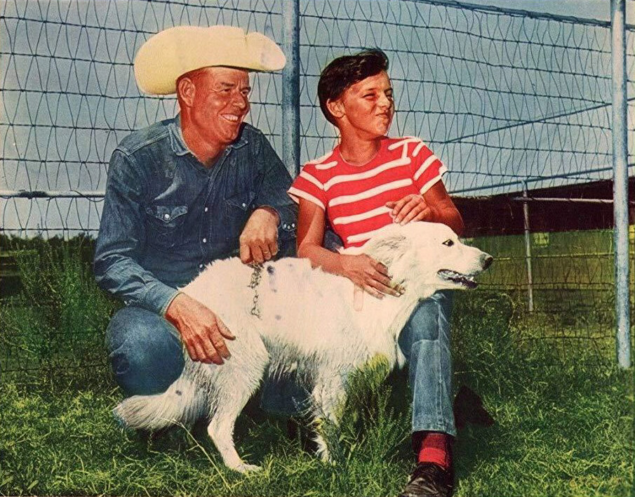 Billy E. Hughes Billy E. Hughes