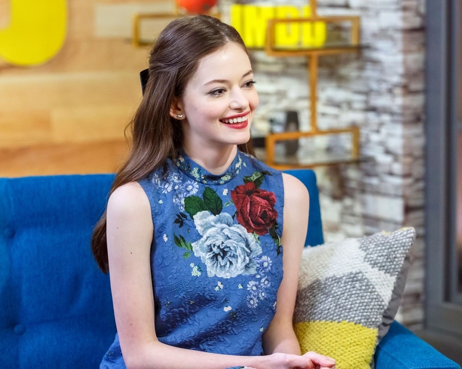 3. Mackenzie Foy's Best Blonde Hair Moments - wide 2