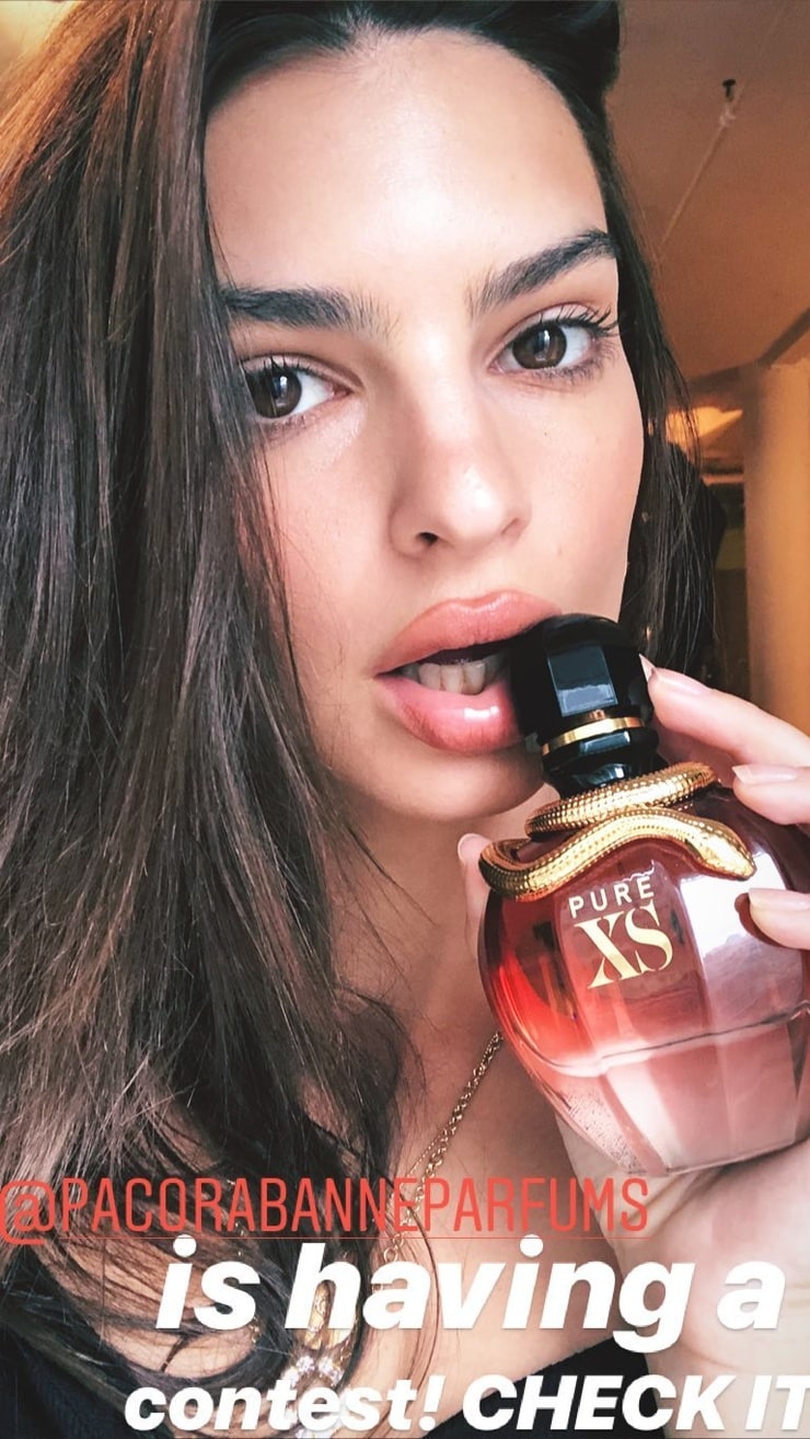 Picture of Emily Ratajkowski