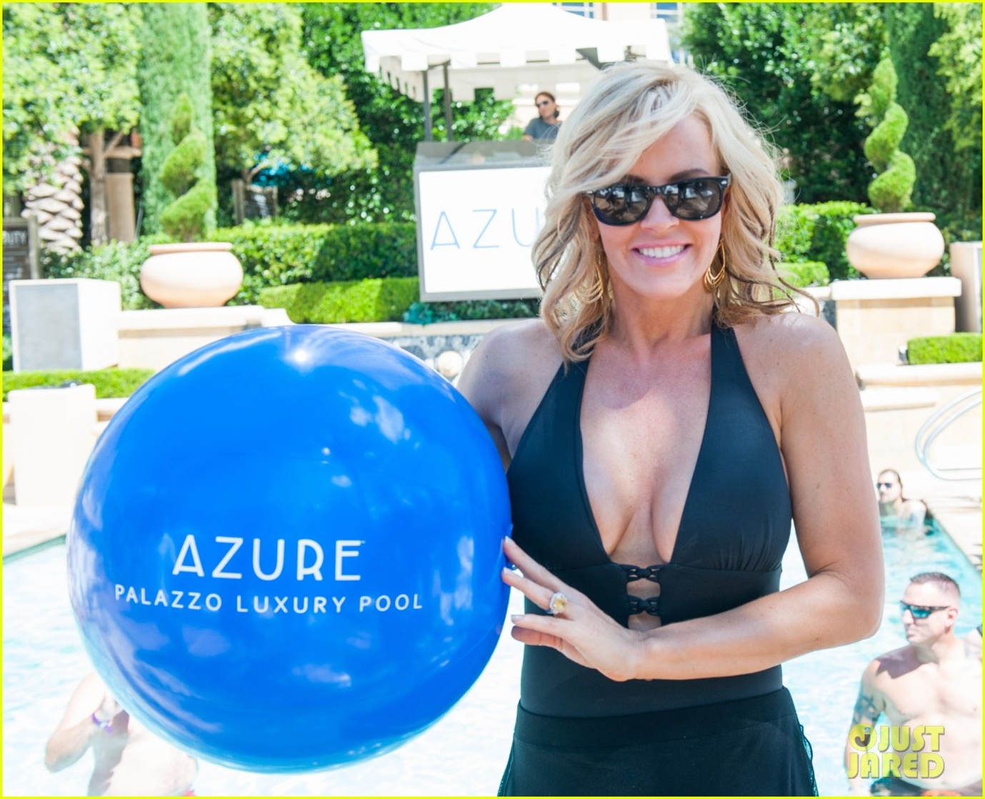 Jenny McCarthy