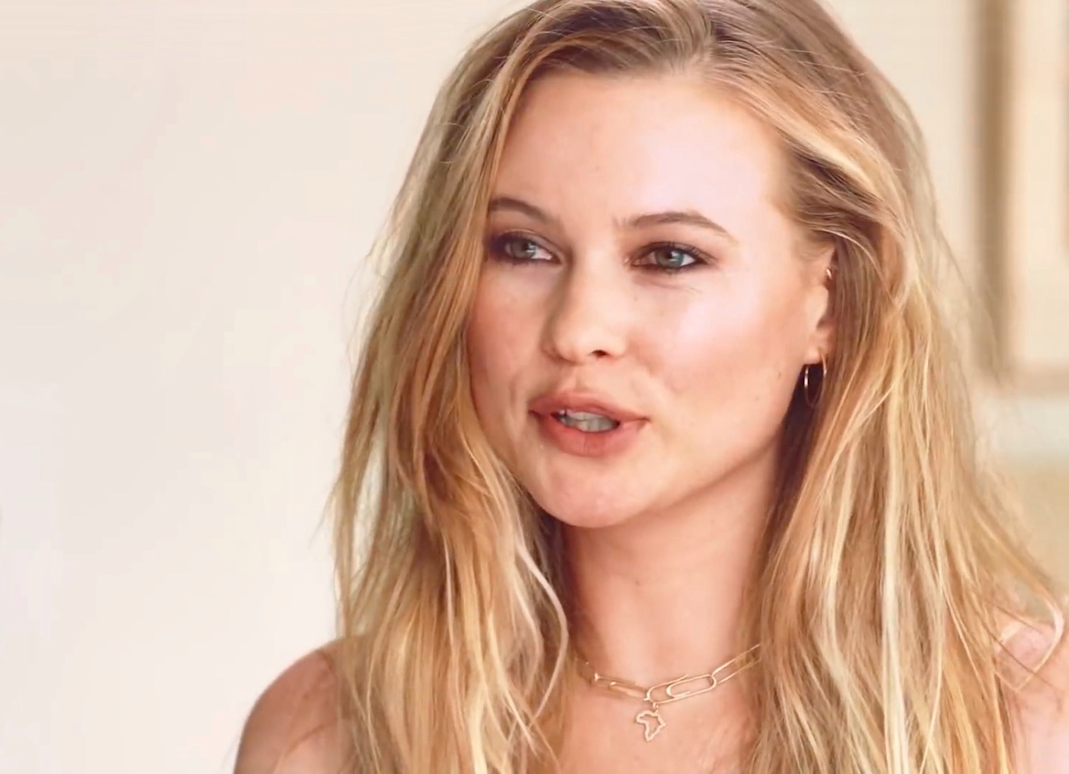Behati Prinsloo Behati Prinsloo