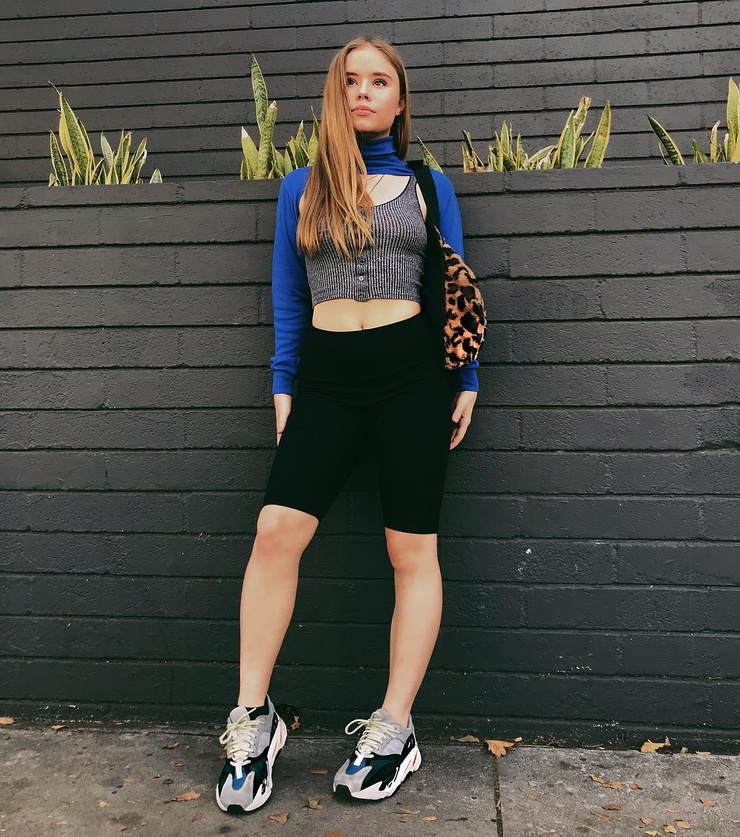 Picture of Lexee Smith