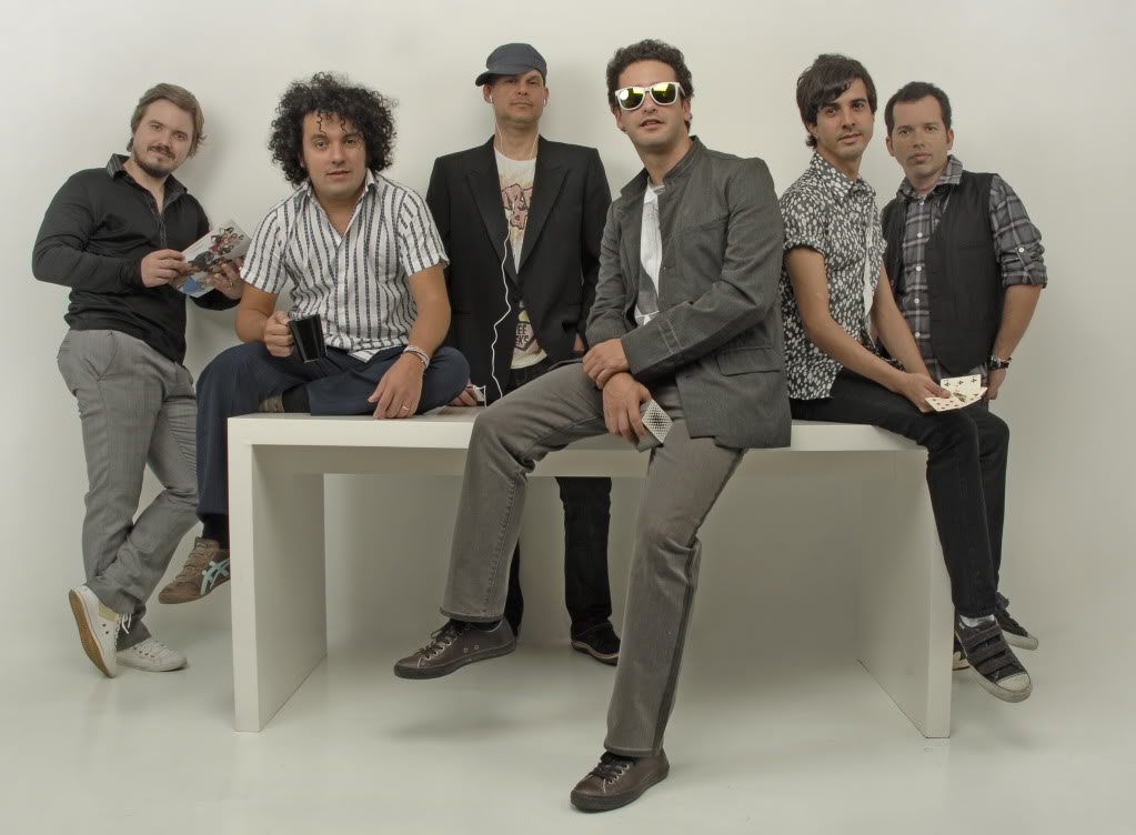 Los Amigos Invisibles
