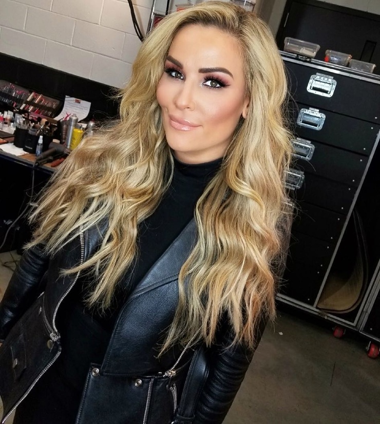 Natalie Neidhart picture
