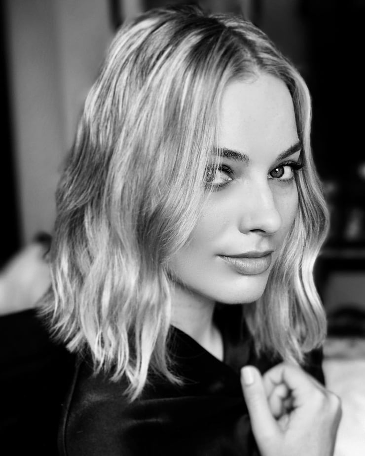 Margot Robbie image