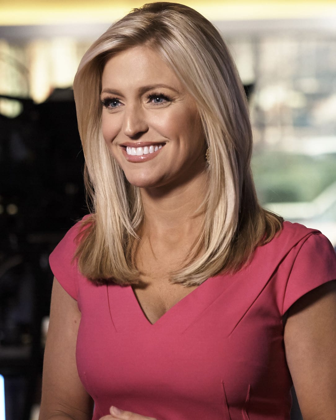 Ainsley earhardt images