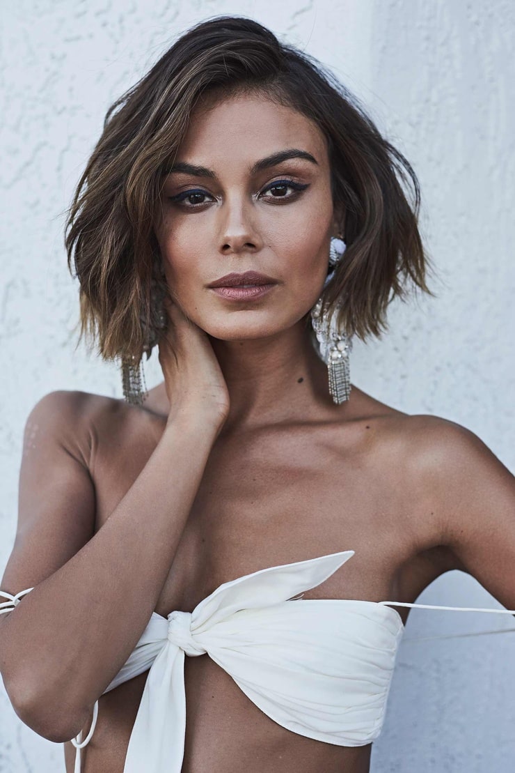 Nathalie Kelley instagram