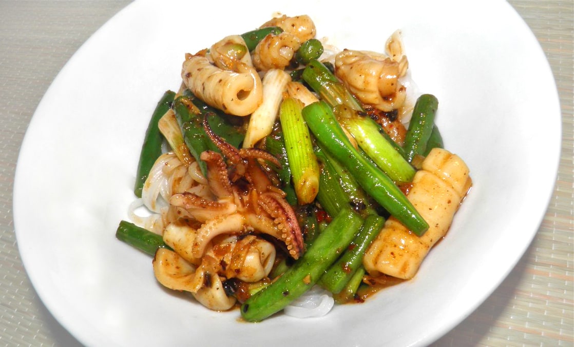 Squid with Chilli and Black Bean Sauce