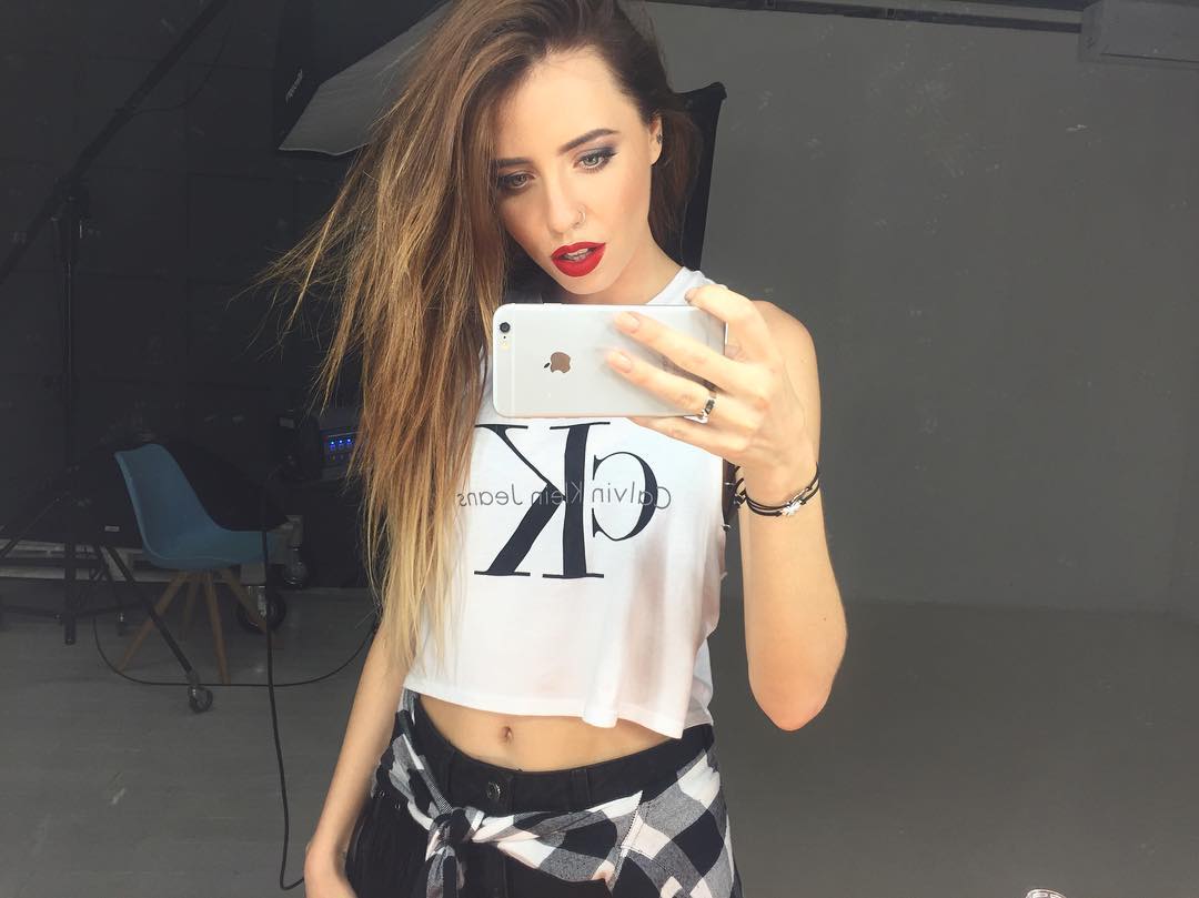 Boobs Photos Alice Amelia naked photo 2017 Topless Photos Alice Amelia naked photo 2017