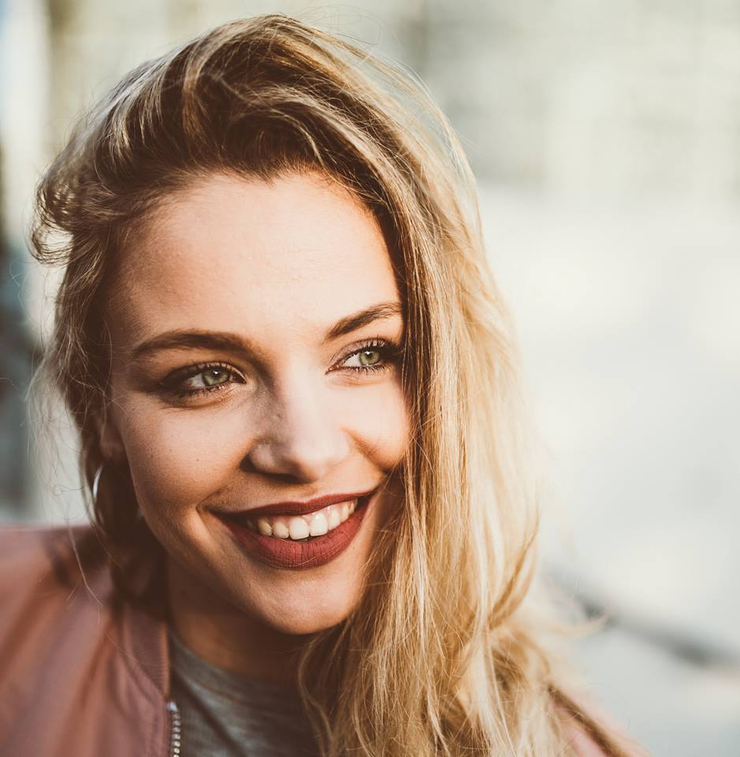 Vanessa Aleksander picture