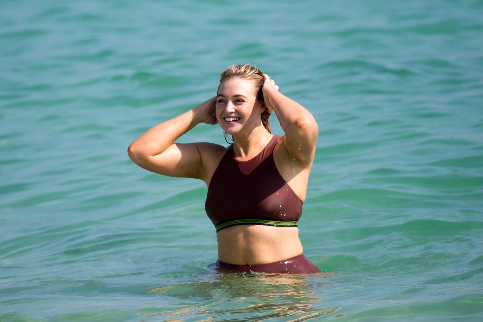 Iskra Lawrence Iskra Lawrence