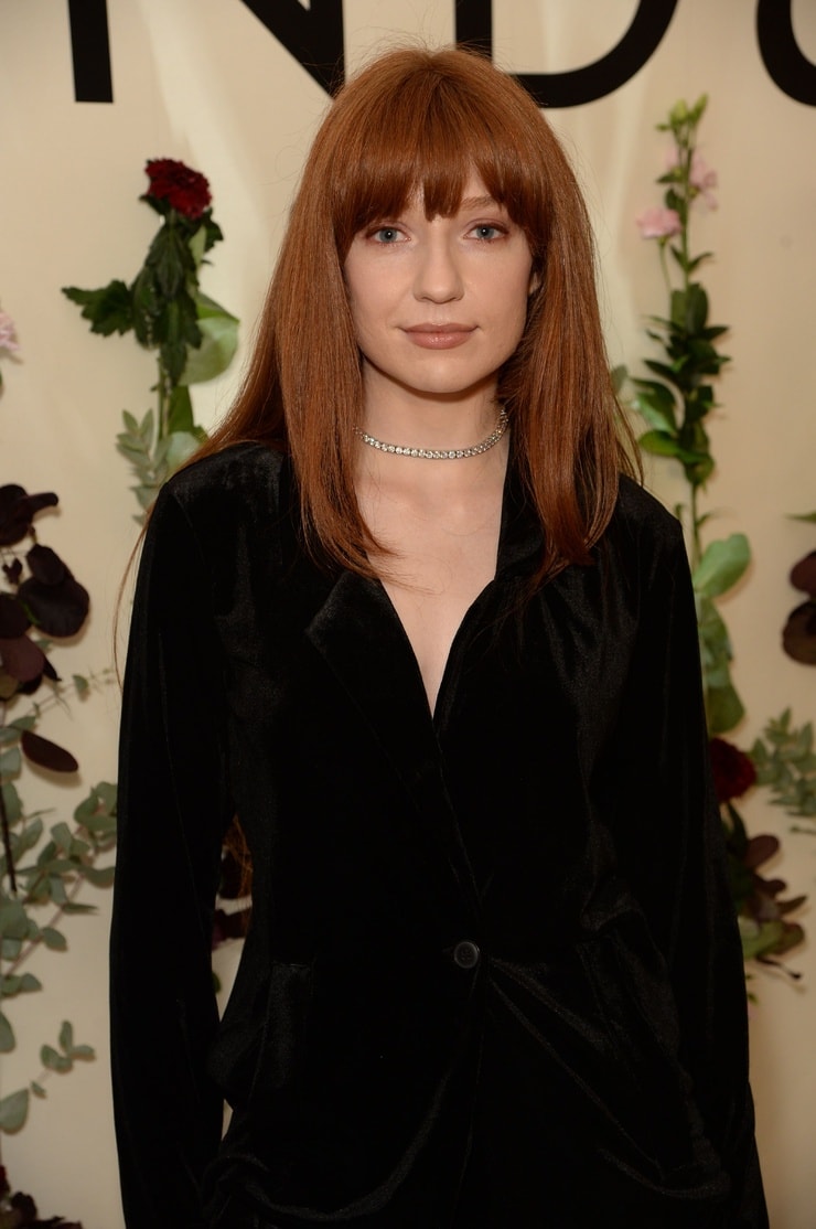 Nicola Roberts image