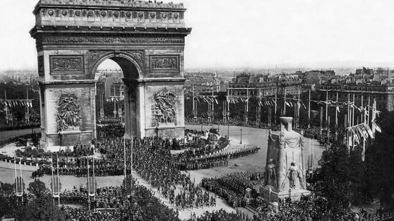 Picture Of Arc De Triomphe 7597