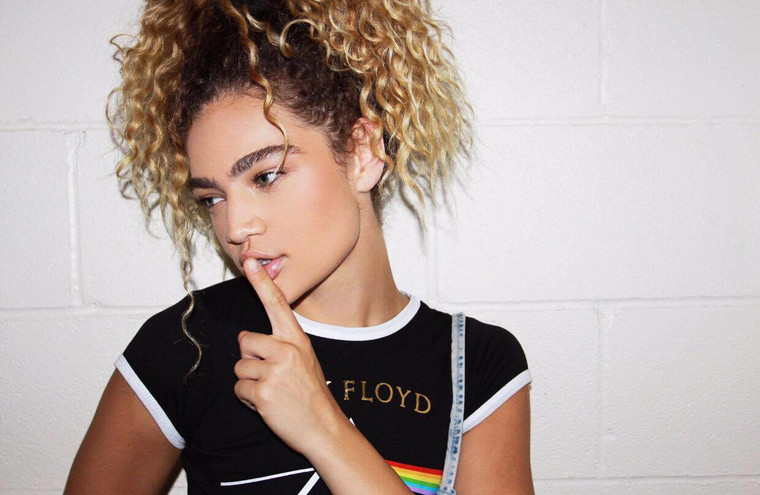 Kiana Alexis