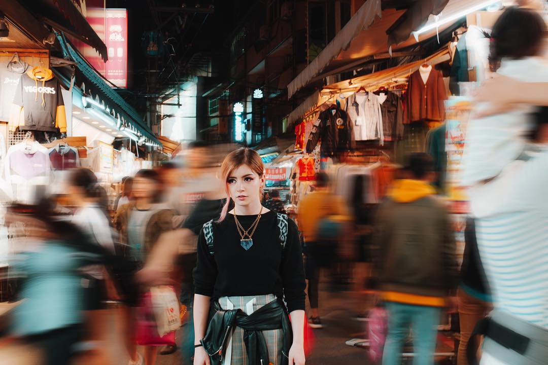Chrissy Costanza