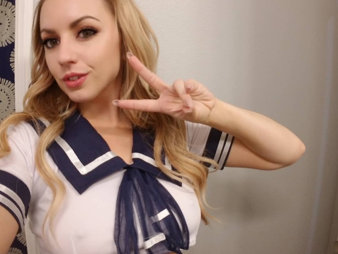 Lexi Belle