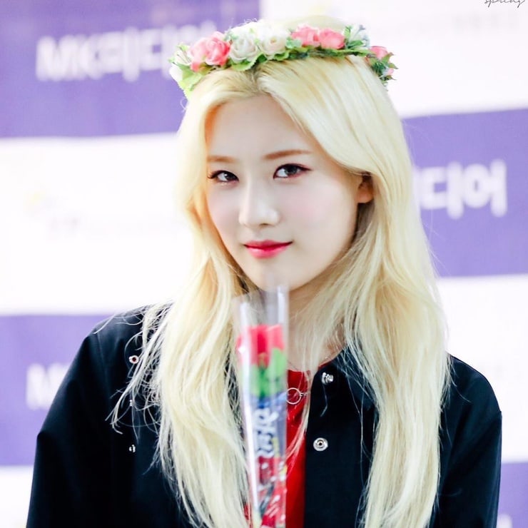 Image of Kim Lip